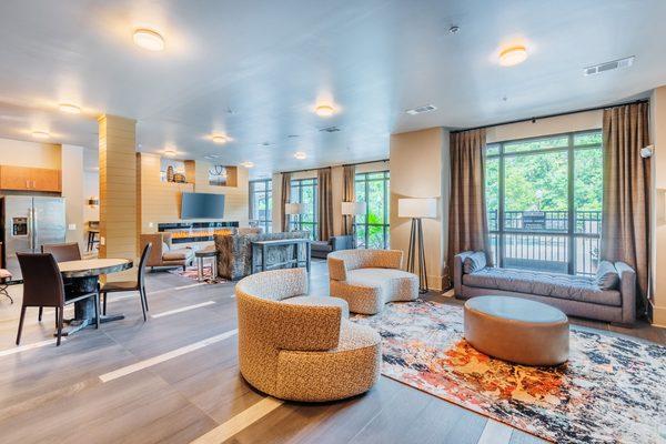 Centre Pointe Apartments