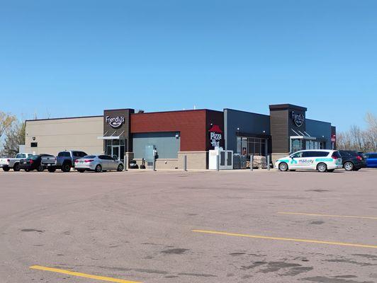 Friendly's Fuel Stop