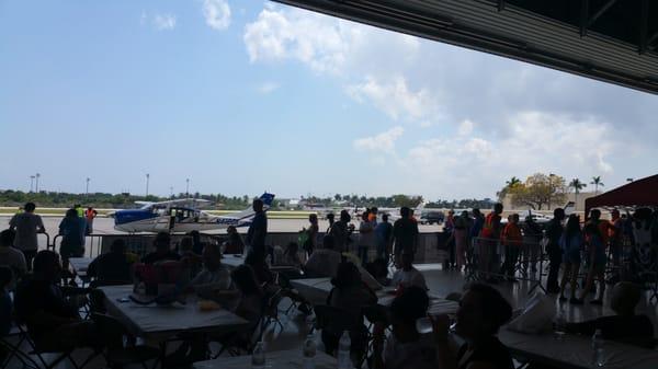 Signature Flight Support