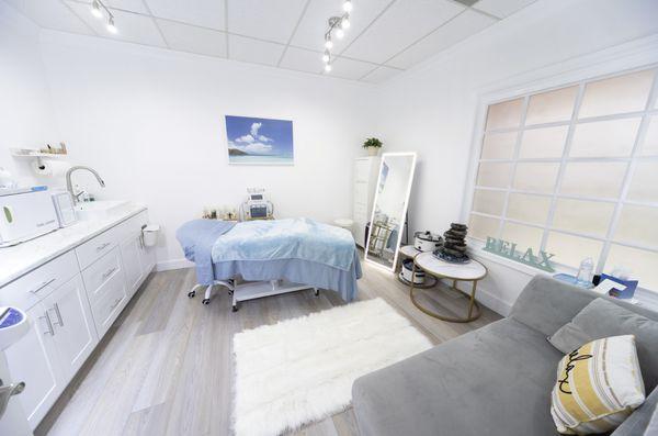 Blue Skies Massage & Wellness LLC