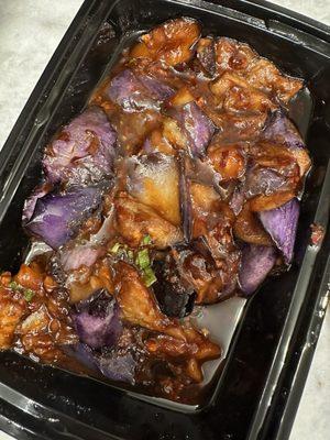 Eggplant with garlic sauce
