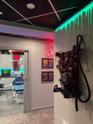 Every room, waiting area, reception, xray, each bay and hallway is tastefully decorated to provide a positive experience.