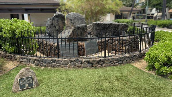 The Stones of Life - Kapaemahu