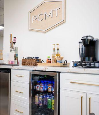 Complimentary Snack and Drink Bar