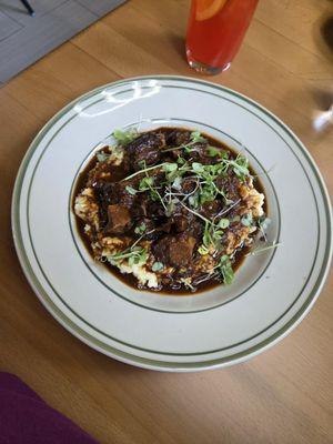 oxtail and grits