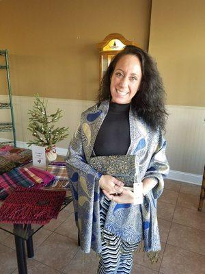 Here is our lovely Lesley modeling one of our beautiful Pahmina's and cute clutches!
