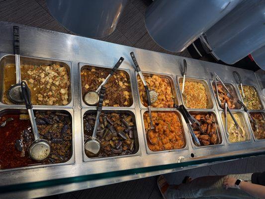 Lots of good food for you to pick!