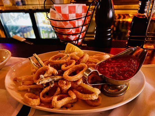 Calamaretti Fritti (happy hour menu)