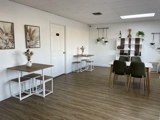 Maddie's Dessert Lounge