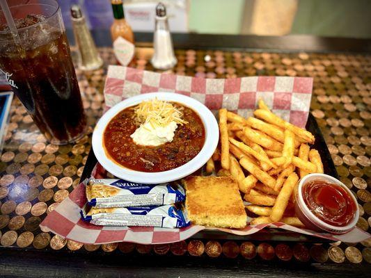 Chili and fries