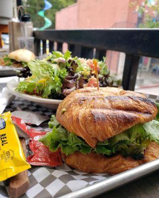 New Delhi Cafe