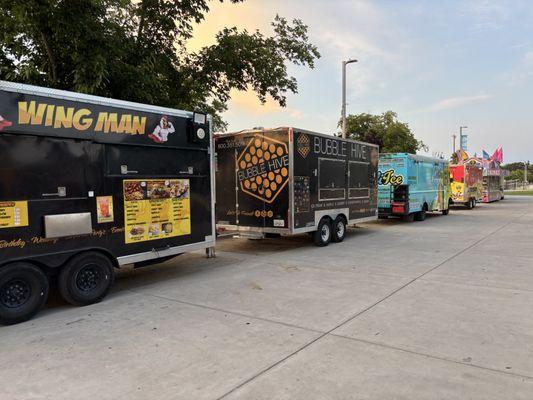 A few onsite food trucks for tournament only steps away