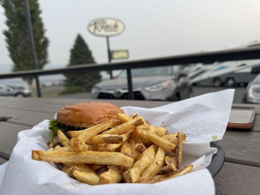 Great place for a pot stop! Fries and burgers are awesome!