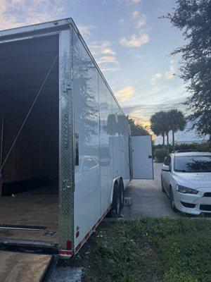 On the Go Express Courier