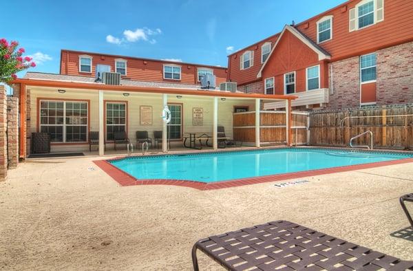 Copper Ridge pool, Pasadena