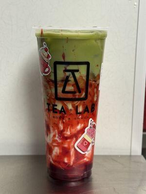 Strawberry-matcha latte