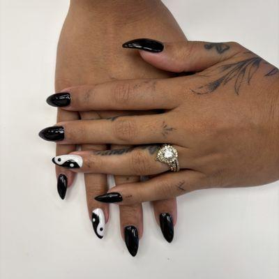 UV Light FIll-in, Yin and Yang design