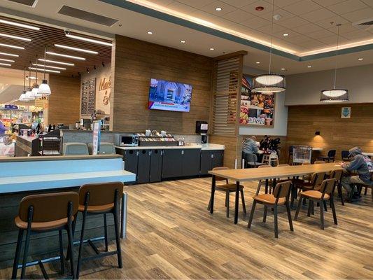 Nice dining area for coffee, deli and snacks!