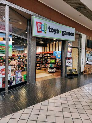 Go Calendars Games & Toys