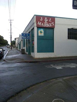 J & L Market