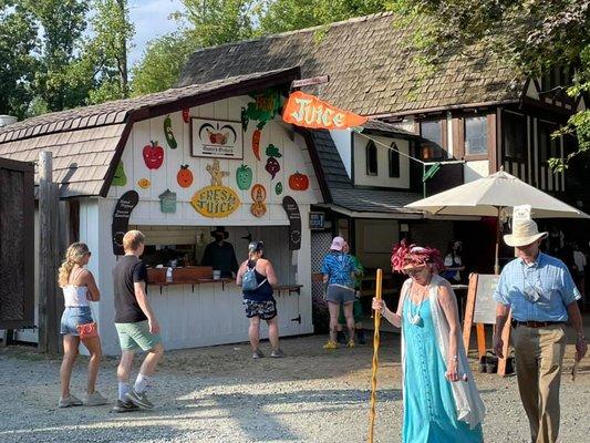 Queen's Orchard Fruit Treats