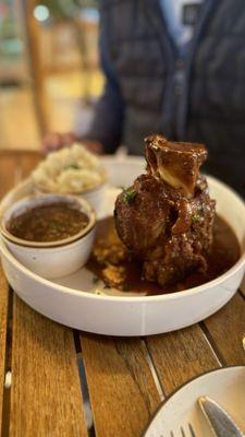 Ozzie's Restaurant Bar