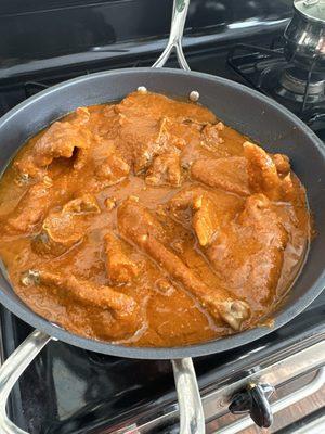 Gallina del rancho para preparar mole.