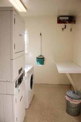 Crown Towers Apartments