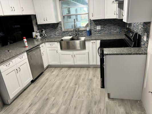 M & J Enterprises International