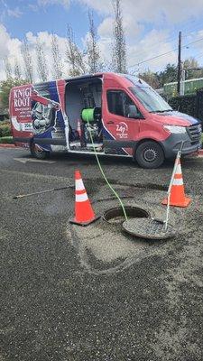Hydro jetting manhole to manhole. Seattle Washington.