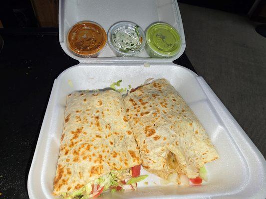 Asada and Pollo burrito.
