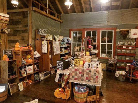 The Rusty Bucket Country Store