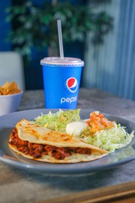 Q1 combo (quesadilla with a side and a drink)