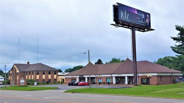 Carmel Office Center & Sweetbriar Plaza sold & Leased by Blake Commercial Realty & Jerry Blake