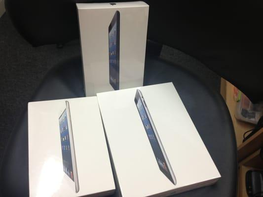 Ipads mini and Regular for Sale..