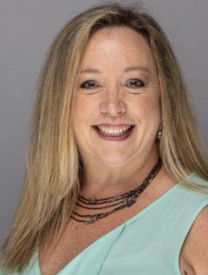 Christine Cunningham, Realtor