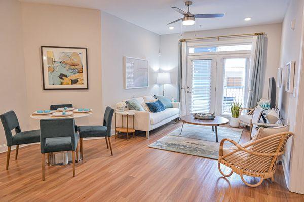 Hawthorne at Pine Forest