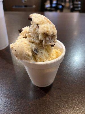 Great variety of ice cream flavors!!