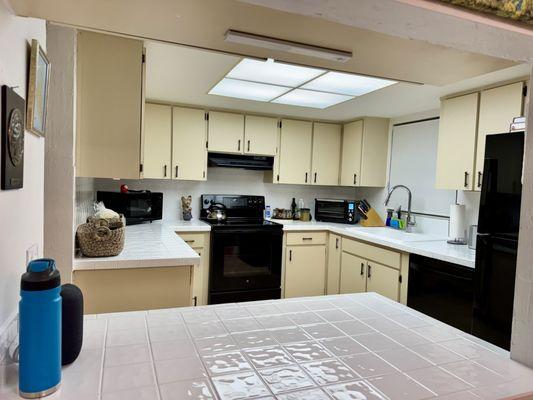 previously the countertops and backsplash were beige