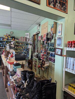 Frank's Summit Shoe Shop