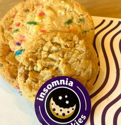 Insomnia Cookies