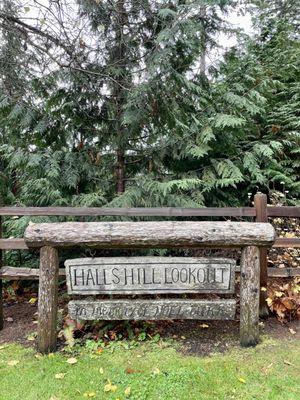 Hall's Hill Lookout Point