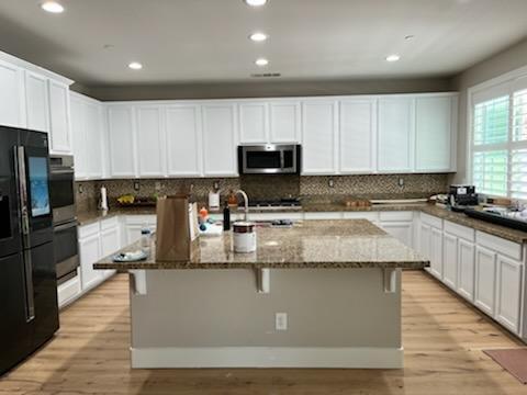 O&m paint kitchen gabinet