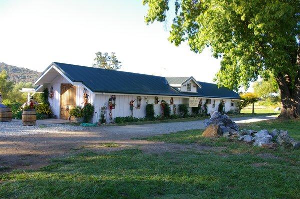 Indian Rock Vineyards