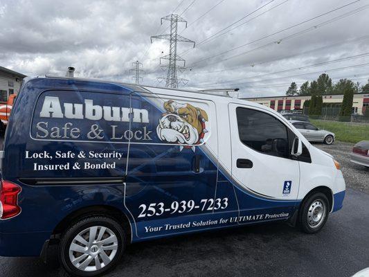 Auburn Safe & Lock