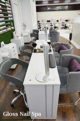 Gloss Nail Spa Nail Booth
