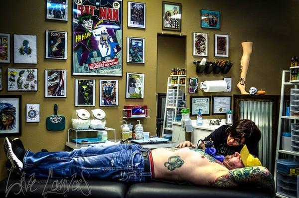 Live Canvas Tattoo Parlour