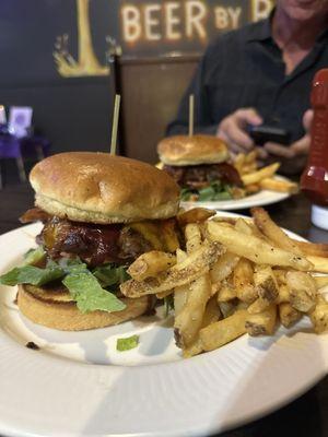 Burger with cheese bbq sauce and bacon