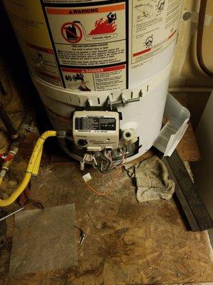 Hot water heater