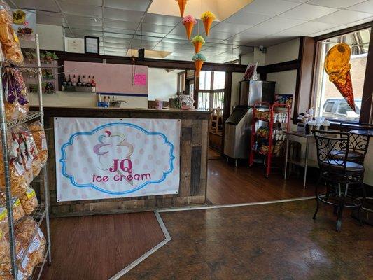 Tutty Frutti Ice Cream